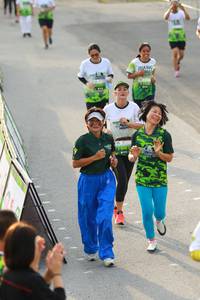 BIB: 
                            <button type="button" onclick="openModal(3537917)" class="btn btn-primary btn-sm float-right btn-popup" data-toggle="modal" data-target=".modal-high-quality">
                        <i class="fas fa-shopping-cart"></i> Add to Cart
                    </button>
                                            <button type="button" onclick="isThisMe(3537917, true)" class="btn btn-success btn-sm float-right btn-popup btn-isme hidden" data-toggle="tooltip" data-placement="bottom" title="นี่คือรูปของคุณใช่ไหม คลิกที่นี่เพื่อเอาเข้าอัลบั้ม">
                        <i class="fas fa-plus"></i> Add to album
                    </button>
                    <button type="button" onclick="isThisMe(3537917, false)" class="btn btn-warning btn-sm float-right btn-popup btn-isnotme hidden">
                        <i class="fas fa-ban"></i> Remove from album
                    </button>